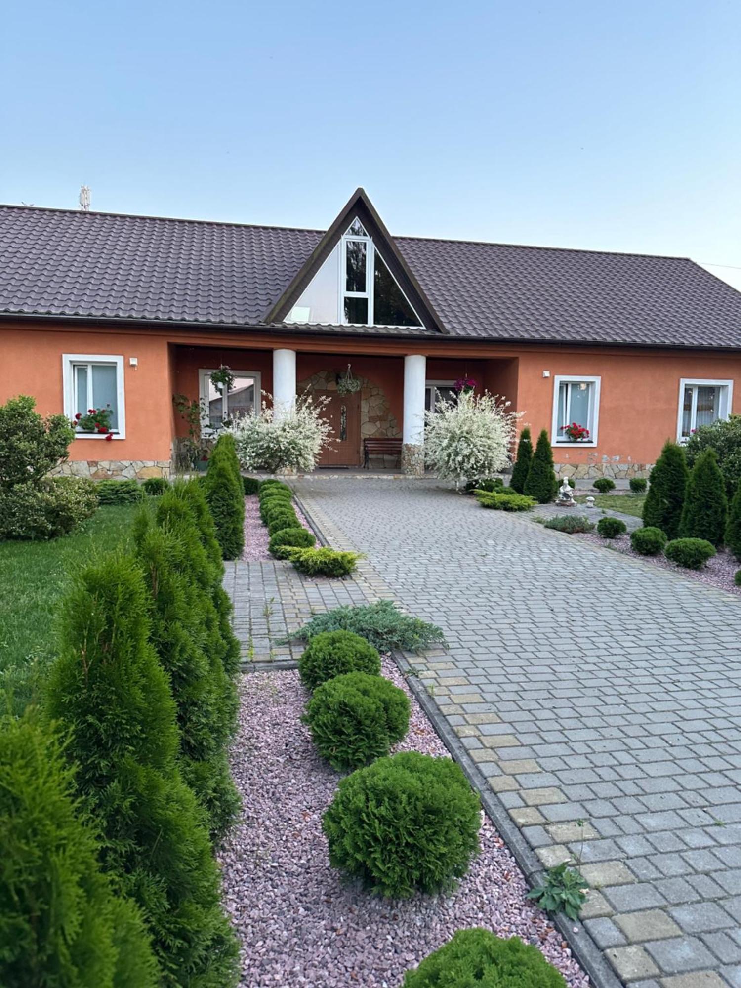 Лукі Villa Sviteaz Exterior foto
