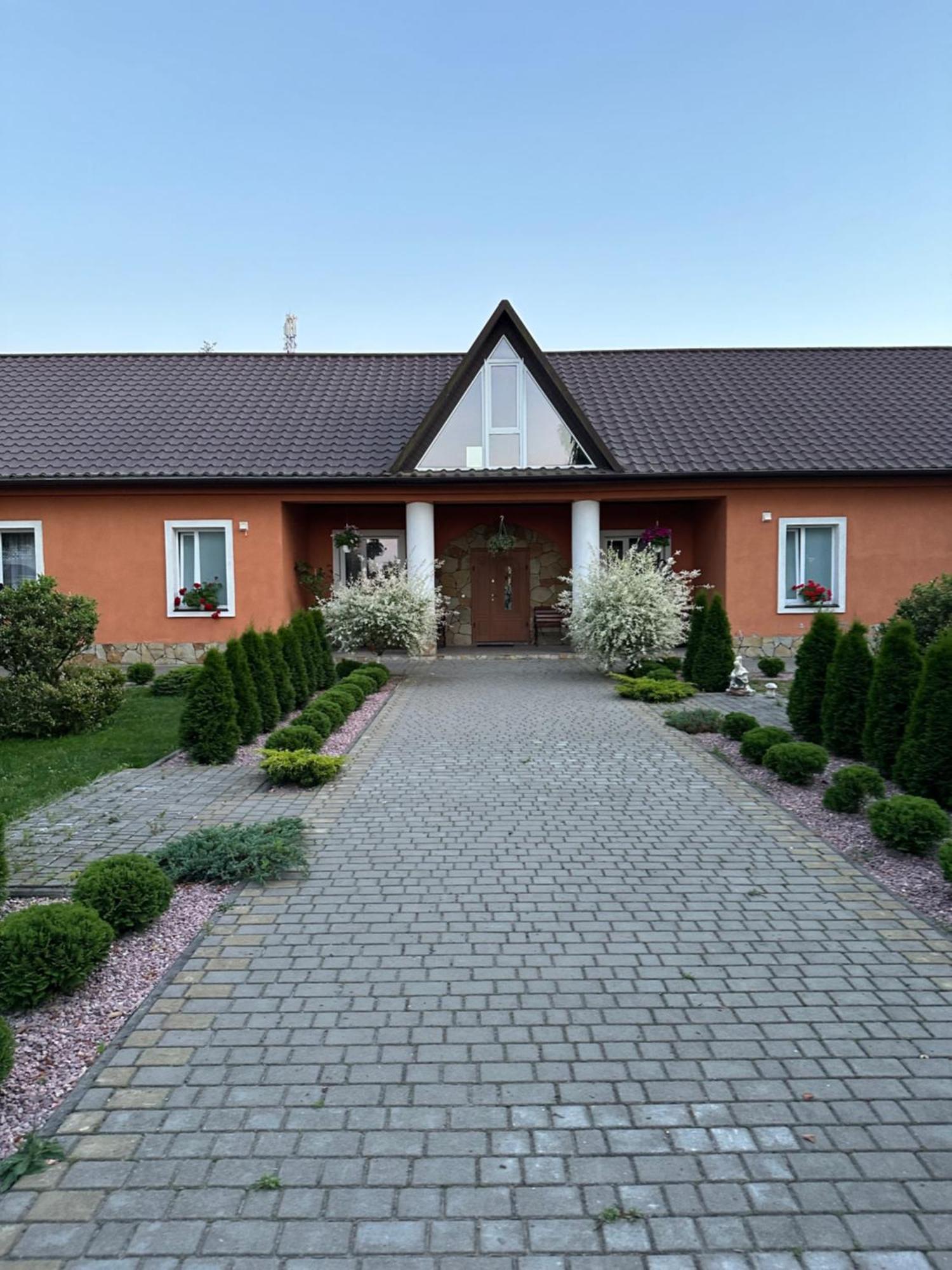Лукі Villa Sviteaz Exterior foto